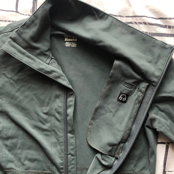Roots active jacket. - Picture 4 of 8